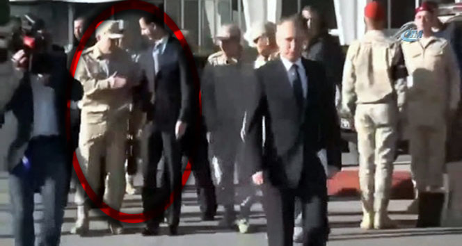 Rus komutandan Putinle yürümek isteyen Esada engel