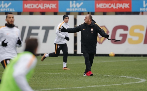 Fatih Terim ilk antrenmanına çıktı