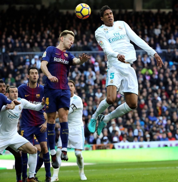 El Classico'da Barcelona, Real Madrid'i dağıttı: 0-3