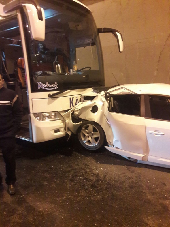 TEM’de 12 araç birbirine girdi, 10 kilometre kuyruk oluştu
