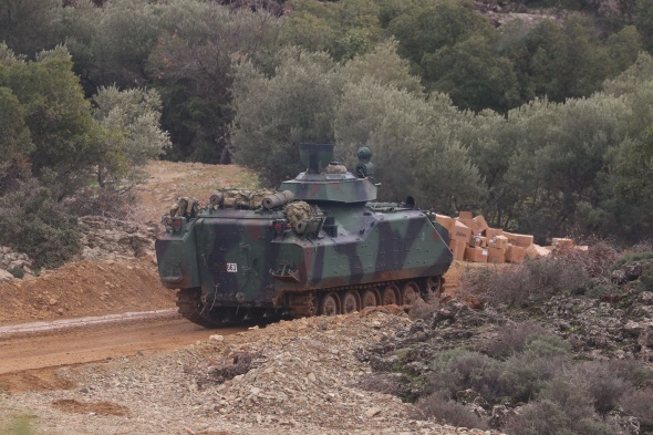 Türk ordusu kritik noktayı ablukaya aldı! Bölgede yoğun top atışları ve çatışmalar…