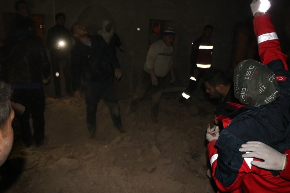 Kilis merkezine roket düştü! Çok sayıda yaralı var
