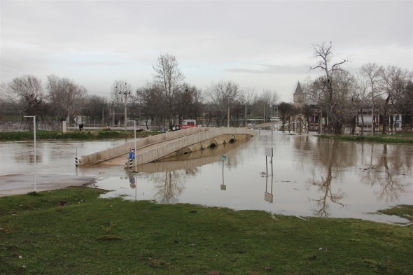 Tunca Nehriânde alarmın rengi âkırmızıâ oldu