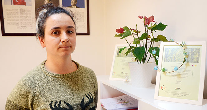 KadÄ±n futbolcuya erkek antrenÃ¶rden saldÄ±rÄ±