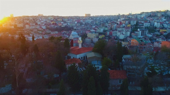 EyÃ¼psultanâdaki KaÅgari Camii Ramazanâda ibadete aÃ§Ä±lÄ±yor