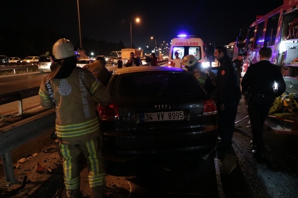 Gece yarÄ±sÄ± dehÅete dÃ¼ÅÃ¼ren kaza