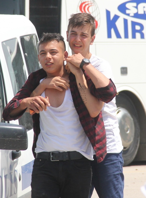 Gezmek istediÄi at kabusu oldu