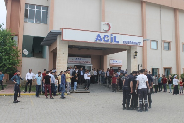 Piknikteki Ã¶Ärencilere yÄ±ldÄ±rÄ±m Ã§arptÄ±: 12 yaralÄ±