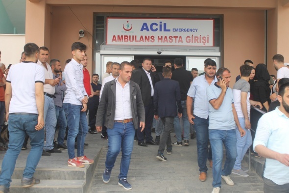 Piknikteki Ã¶Ärencilere yÄ±ldÄ±rÄ±m Ã§arptÄ±: 12 yaralÄ±