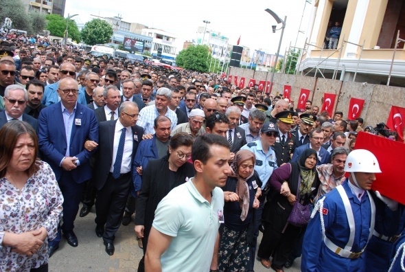 Åehidin eÅinden kamuflajlÄ± son bakÄ±Å