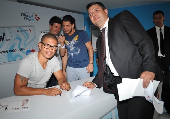 Alex de Souza'dan Ali KoÃ§ paylaÅÄ±mÄ±