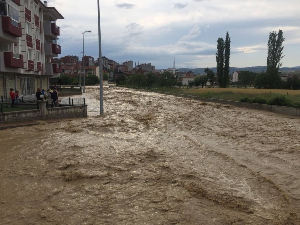 Bir Åehir sele teslim oldu! Ä°nanÄ±lmaz gÃ¶rÃ¼ntÃ¼ler...