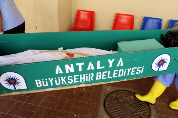 Bir tabut iÃ§erisinde iki acÄ±