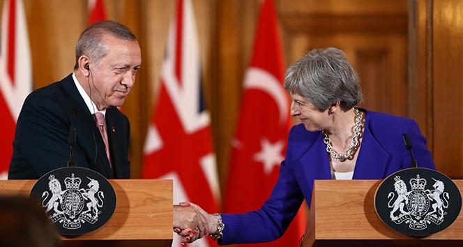 Ä°ngiltere BaÅbakanÄ± May, CumhurbaÅkanÄ± ErdoÄanÄ± tebrik etti