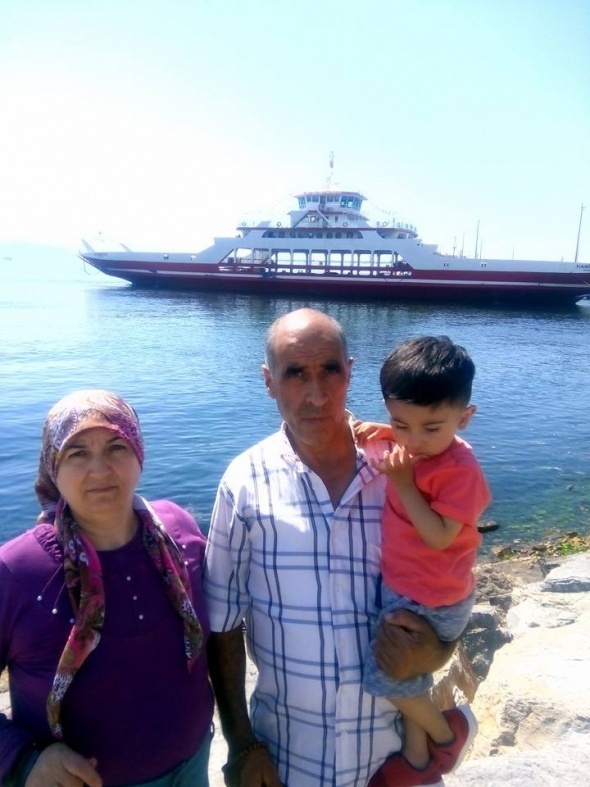 Yanan araÃ§tan Ã§Ä±kamadÄ±lar: 5 Ã¶lÃ¼