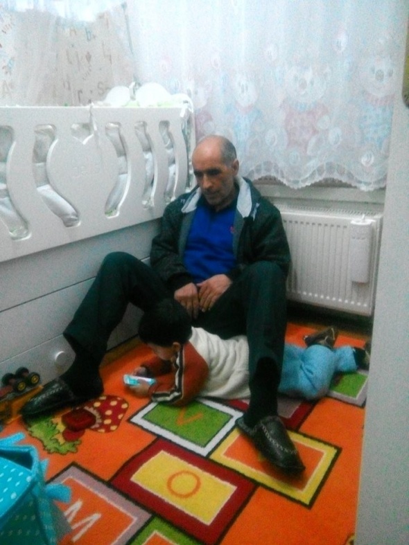 Yanan araÃ§tan Ã§Ä±kamadÄ±lar: 5 Ã¶lÃ¼