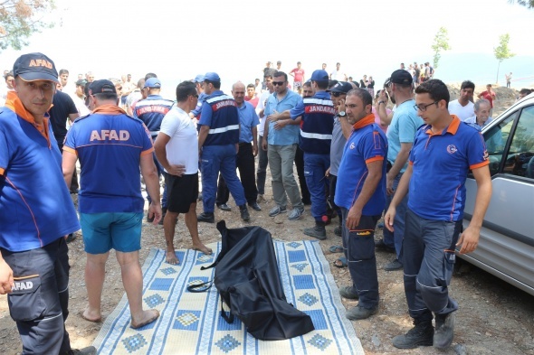 Ä°znik GÃ¶lÃ¼nde facia! YÃ¼rek yakan detay...