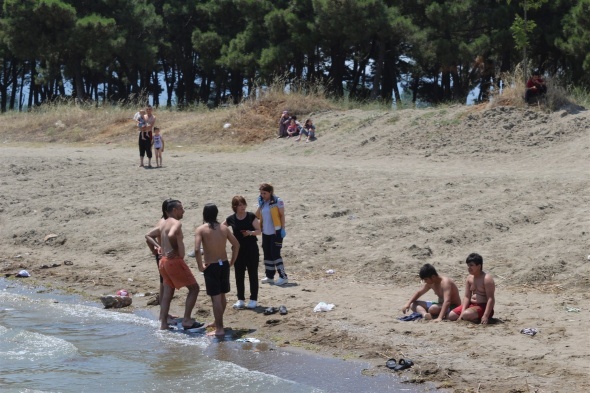 Ä°znik GÃ¶lÃ¼nde facia! YÃ¼rek yakan detay...