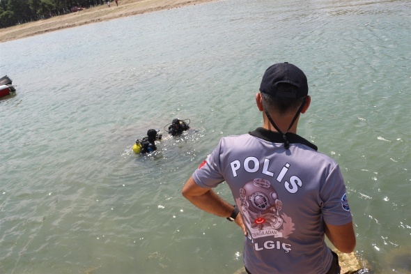 Ä°znik GÃ¶lÃ¼nde facia! YÃ¼rek yakan detay...