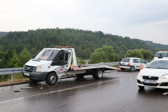 Katliam gibi kaza! ÃlÃ¼ ve Ã§ok sayÄ±da yaralÄ± var