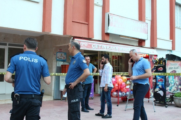 Antalyaâda marketÃ§iyi aÄlatan gasp