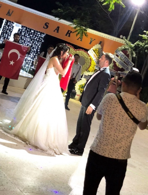 Åehit kÄ±zÄ±ndan duygulandÄ±ran hareket!