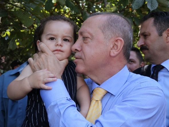 CumhurbaÅkanÄ± ErdoÄanâa ÃamlÄ±ca korusunda sevgi seli