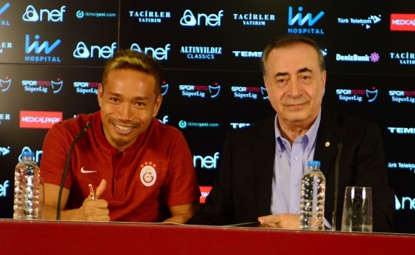 Galatasaray'da imzalar atÄ±ldÄ±!