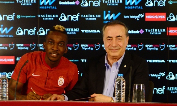Galatasaray'da imzalar atÄ±ldÄ±!