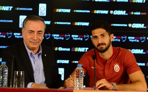 Galatasaray'da imzalar atÄ±ldÄ±!