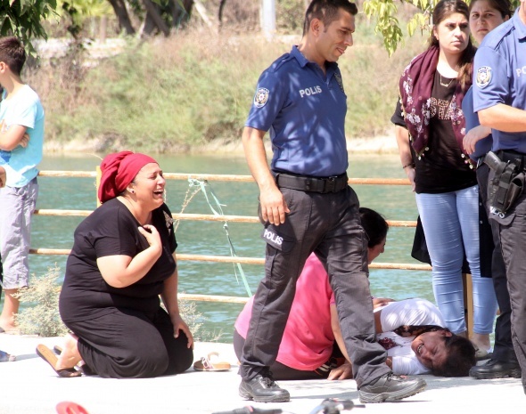 Annesinin feryatlarÄ± yÃ¼rek daÄladÄ±! Elini yÃ¼zÃ¼nÃ¼ yÄ±kamak isterken...