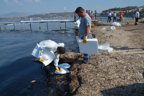 Tatil beldesinde Åoke eden gÃ¶rÃ¼ntÃ¼! 7 kilometreye yayÄ±ldÄ±...