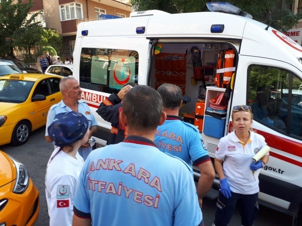 Korku dolu dakikalar! Ãnce evini ateÅe verdi ardÄ±ndan...