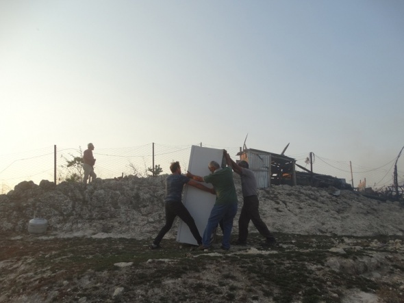 Korkutan yangÄ±n! GÃ¼Ã§lÃ¼kle kontrol altÄ±na alÄ±ndÄ±