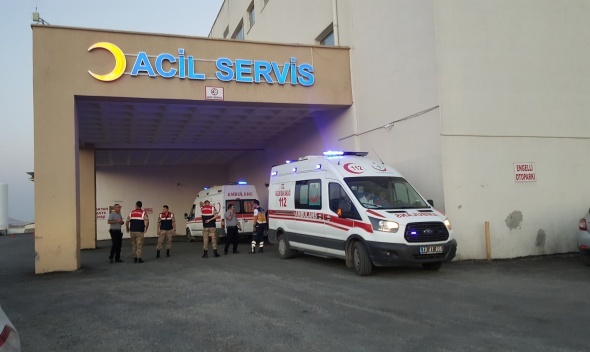 Bitlis'te feci kaza! 2 Ã¶lÃ¼, 2 yaralÄ±!