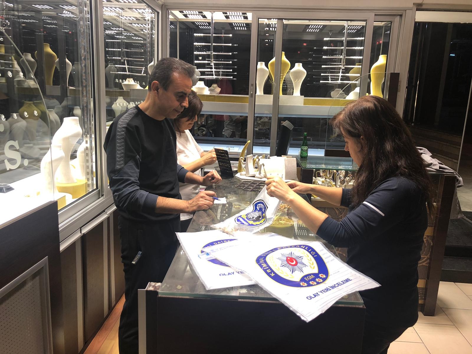 Denizli’de kuyumcu soygunu