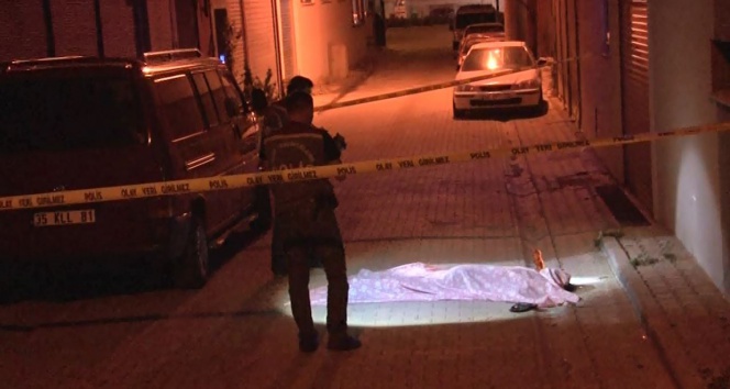 Evin balkonundan düşerek öldü balkon,İzmir,Karşıyaka