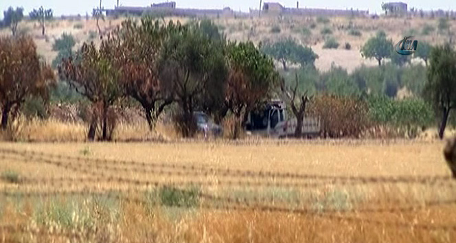 IŞİD’den Türkiye sınırına kamyonet cerablus,IŞİD militanları