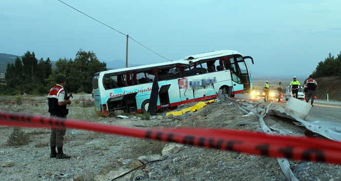Denizli’deki turistlerin cenazeleri adli tıpa gönderildi&nbsp;Denizli,kaza,tur otobüsü