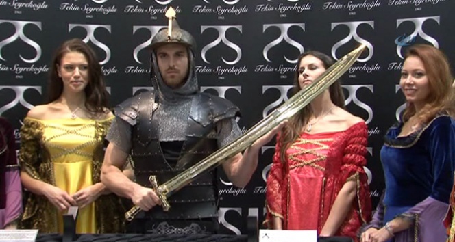 İşte Fatih’in kılıcı: Değeri 1 milyon lira fatih sultan mehmet,İstanbul Mücevher Fuarı,KILIÇ