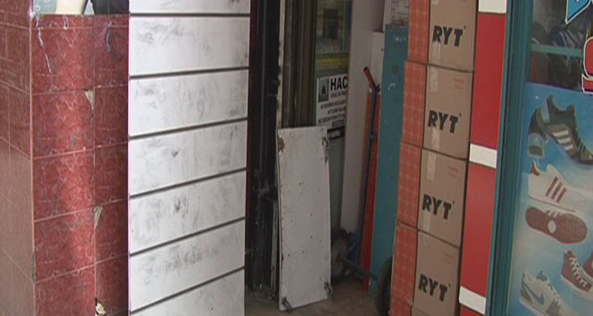 Gaziantep'te duvarı delip 800 bin lirayı çaldılar döviz bürosu,Gaziantep