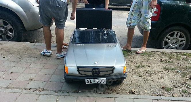 12 bin Euro'ya tek kişilik Mercedes mercedes,tek kişilik