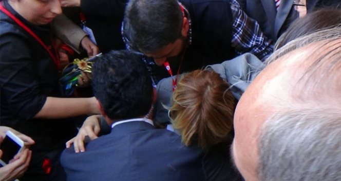 Gülben Ergen fenalık geçirdi! gülben ergan hastane,Gülben Ergen,gülben ergen fenalık