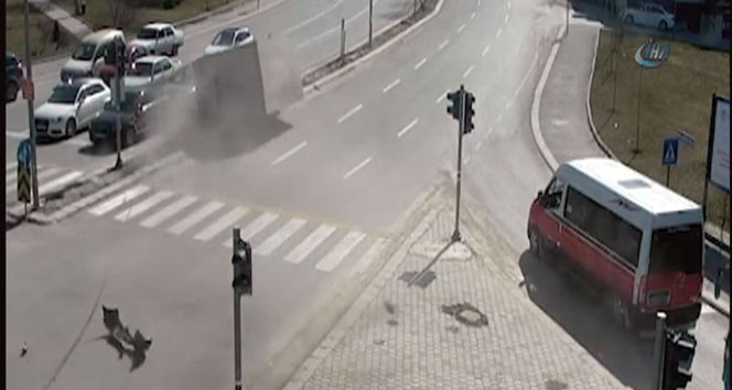 Eskişehir'deki trafik kazaları MOBESE'de eskişehir